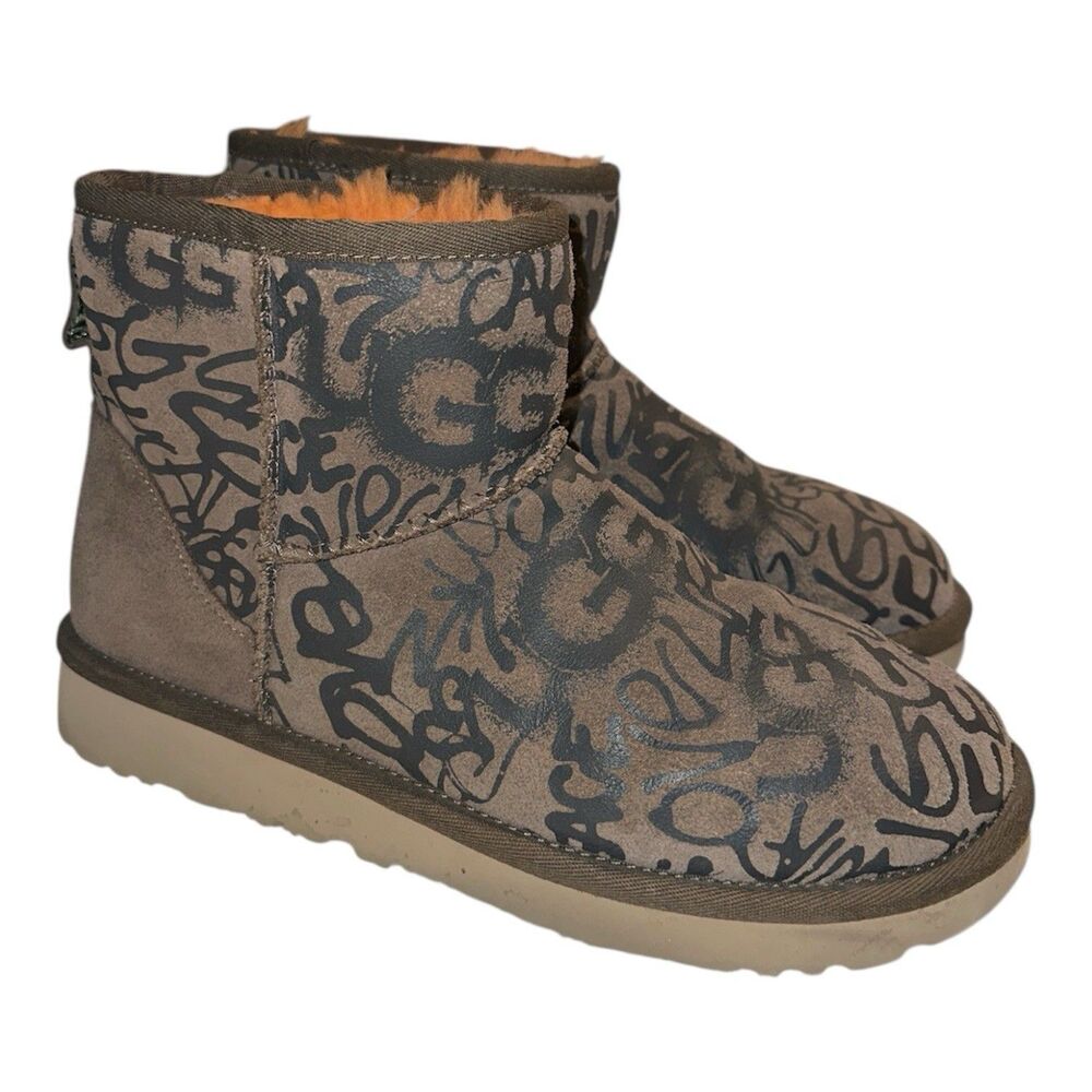 UGG Classic Street Graffiti Mini Boot Suede Womens 8 Ankle Booties Slip On Brown